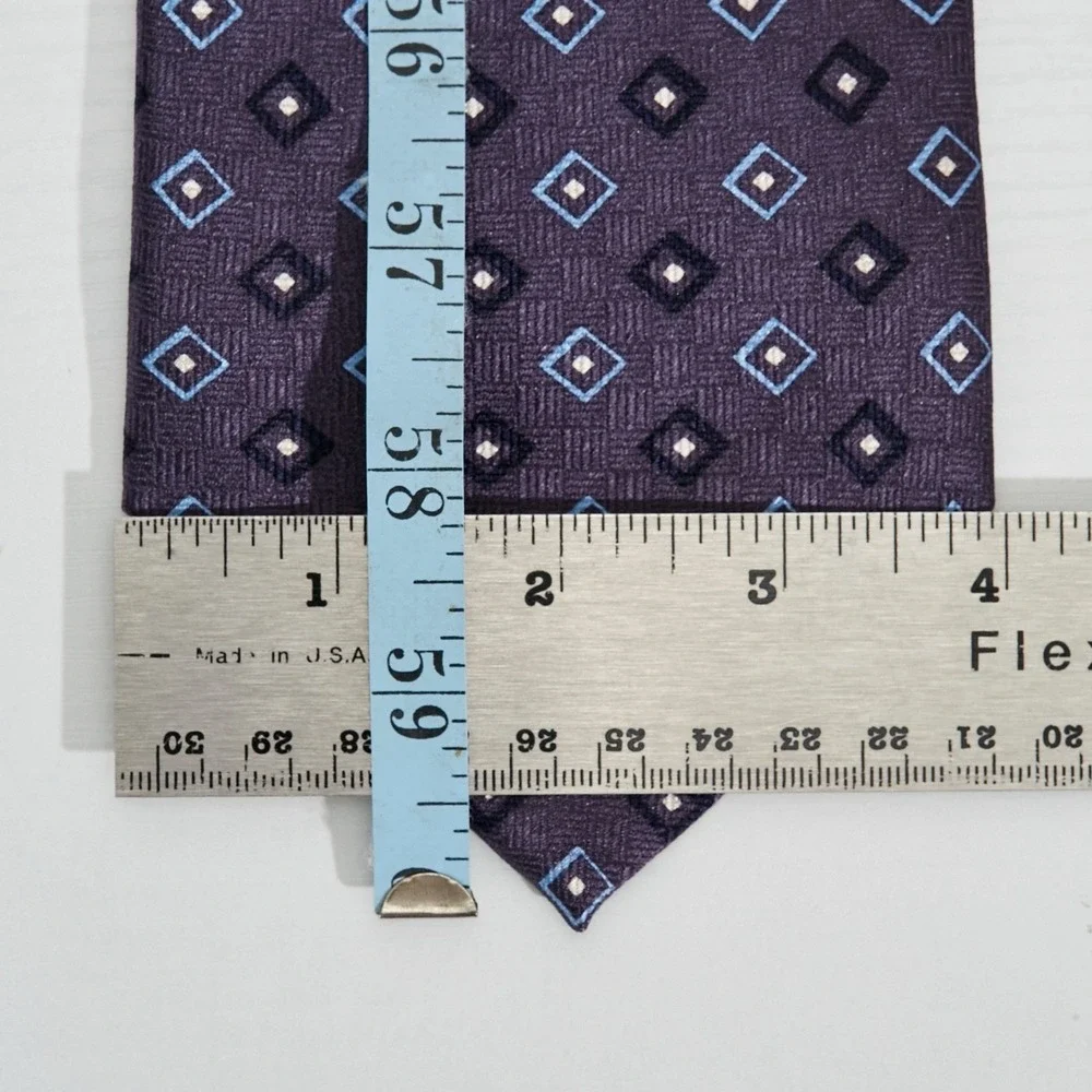 Bill‎ Blass NEO Men's Necktie 100% Silk Designer Purple Geometric Diamond China